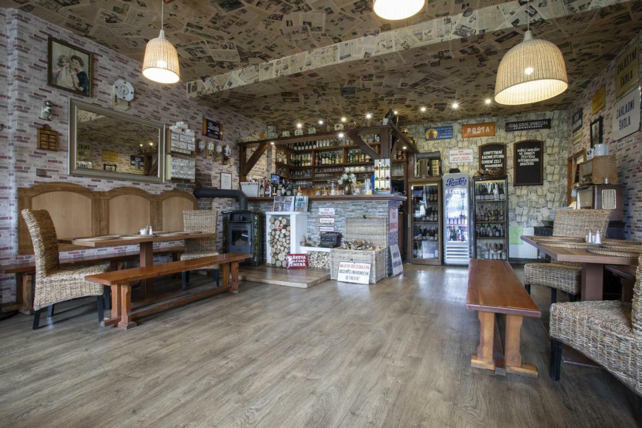מלון Česká Lípa Restaurace Stara Lipa מראה חיצוני תמונה